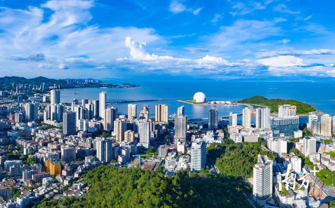 广东，改革开放先锋，高质量发展引领者